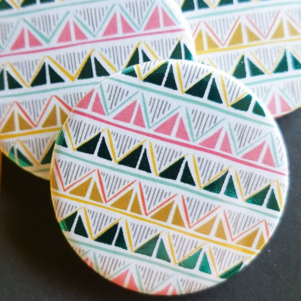 badges triangles